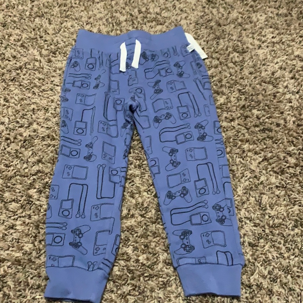 2T sweat pants new with tags